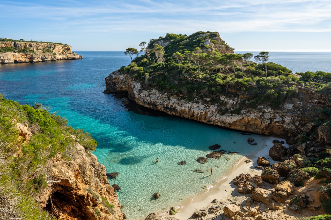 Baléares, photo par Artemioz / pexels
