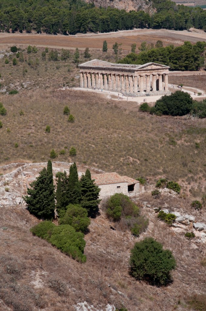 Temple de Segeste, Sicile, Italie, photo par Jean-Michel Ducasse