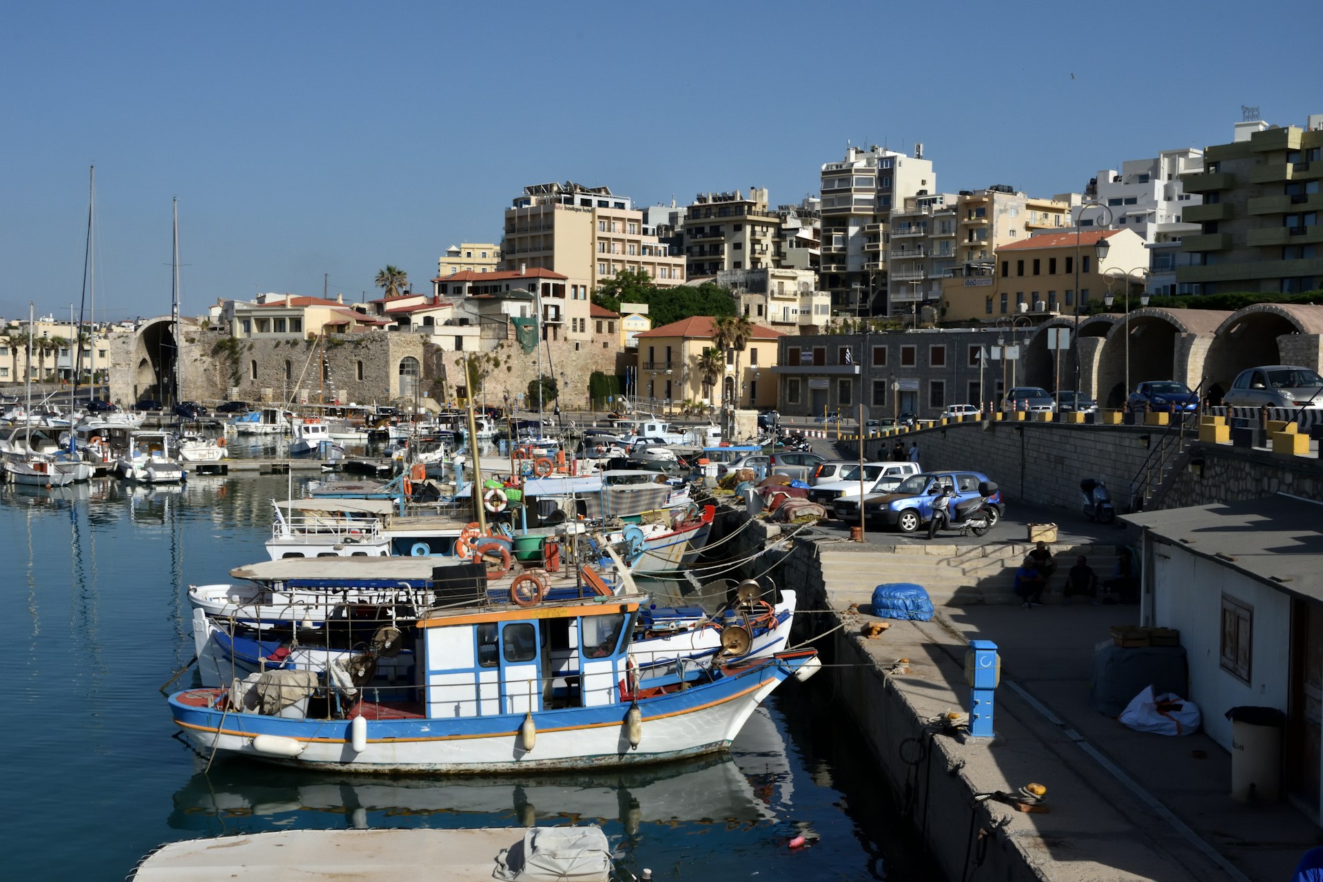 Héraklion, crète photo par bertrand-borie / unsplash
