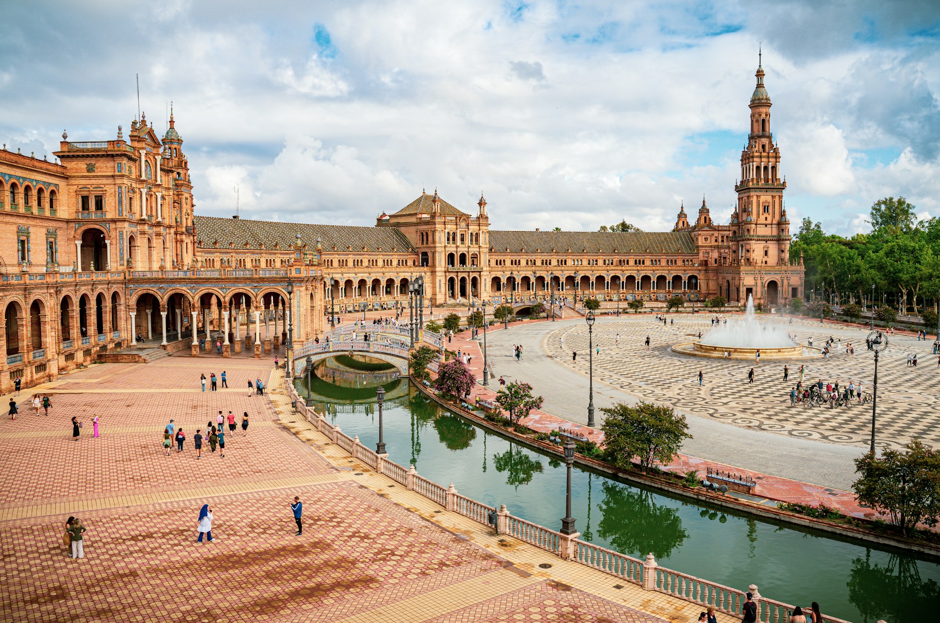 Plaza de España, Séville, Espagne, photo par Taisia Karaseva / unsplash