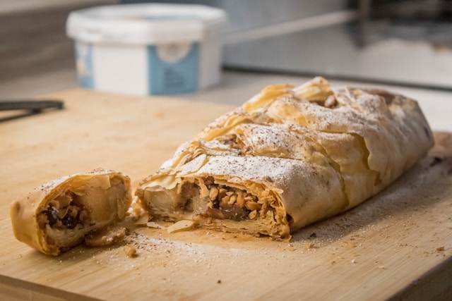 Apfelstrudel – Strudel aux pommes à l’allemande